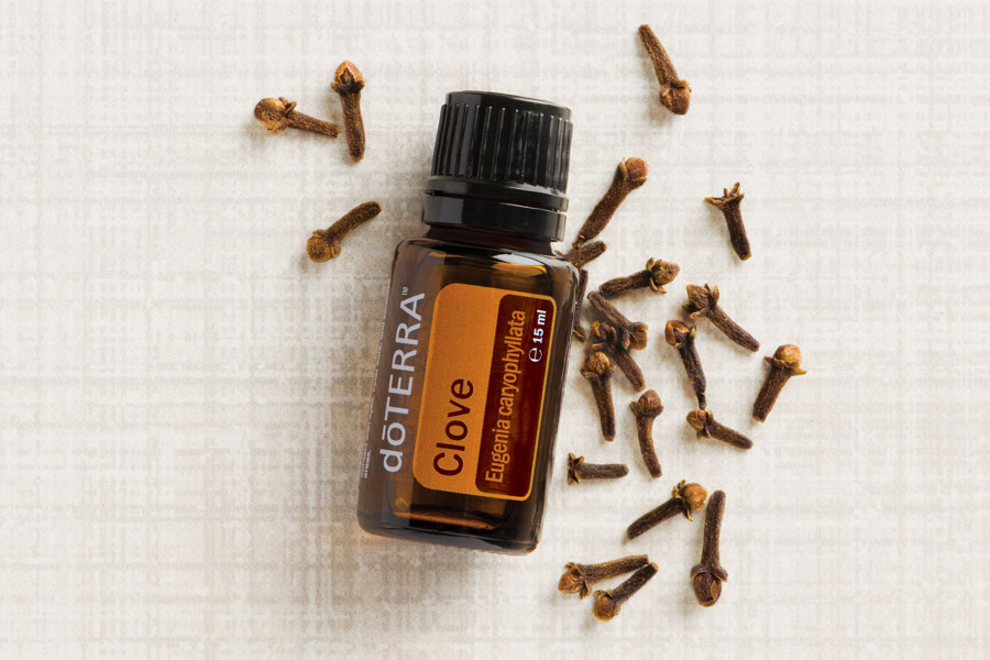 Ulei esențial de cuișor 15ml, pur și natural, pentru aromaterapie și relaxare.