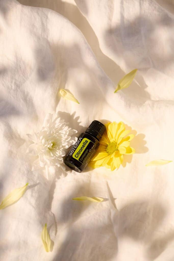 Ulei esențial de Citronella pentru aromaterapie Ulei esențial de Citronella pentru relaxare și detoxifiere.
